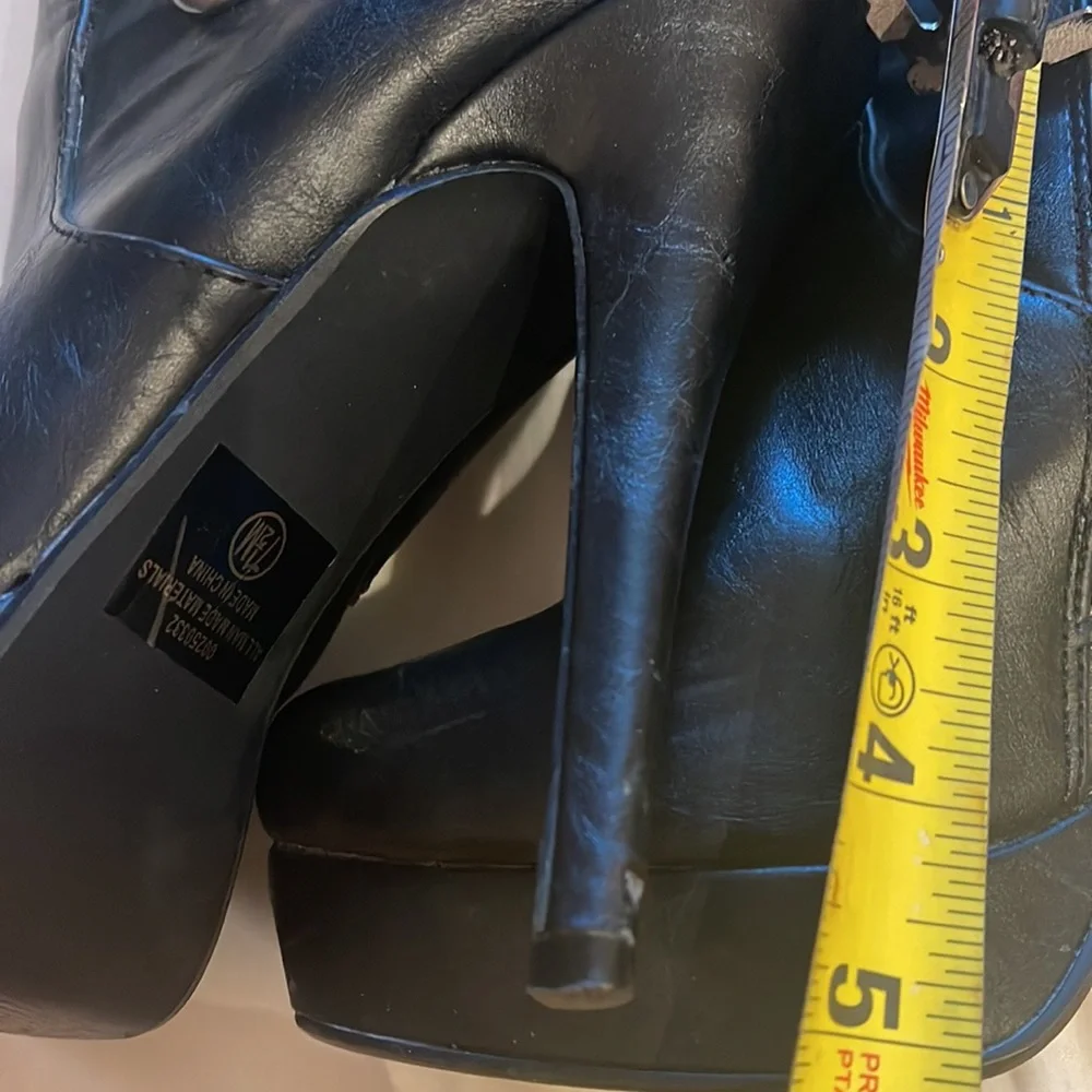 Black studded platform sexy boots size 7.5M